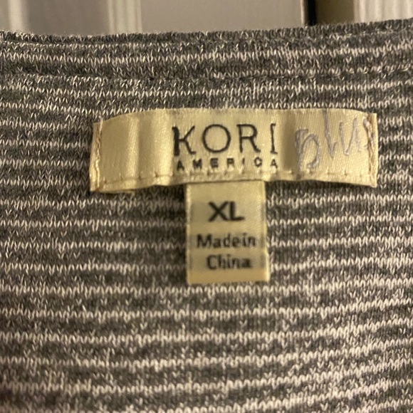 Brand new shorts overalls - Picture 2 of 3